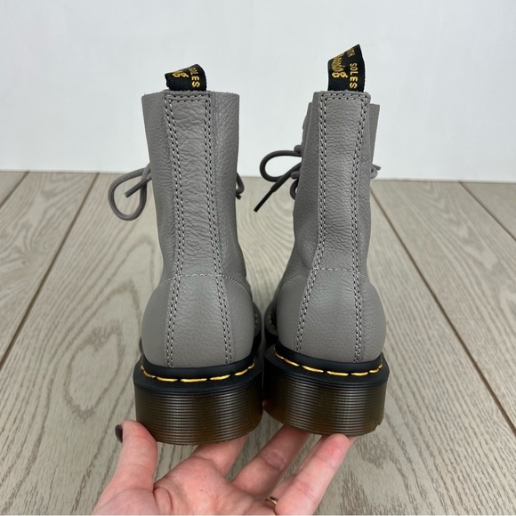 Dr. Marten's 1460 Pascal Virginia Leather Boots L6/EUR37 Zinc Grey $170 - Picture 8 of 10